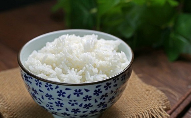 Mỗi ngày ăn bao nhiêu bát cơm là phù hợp?