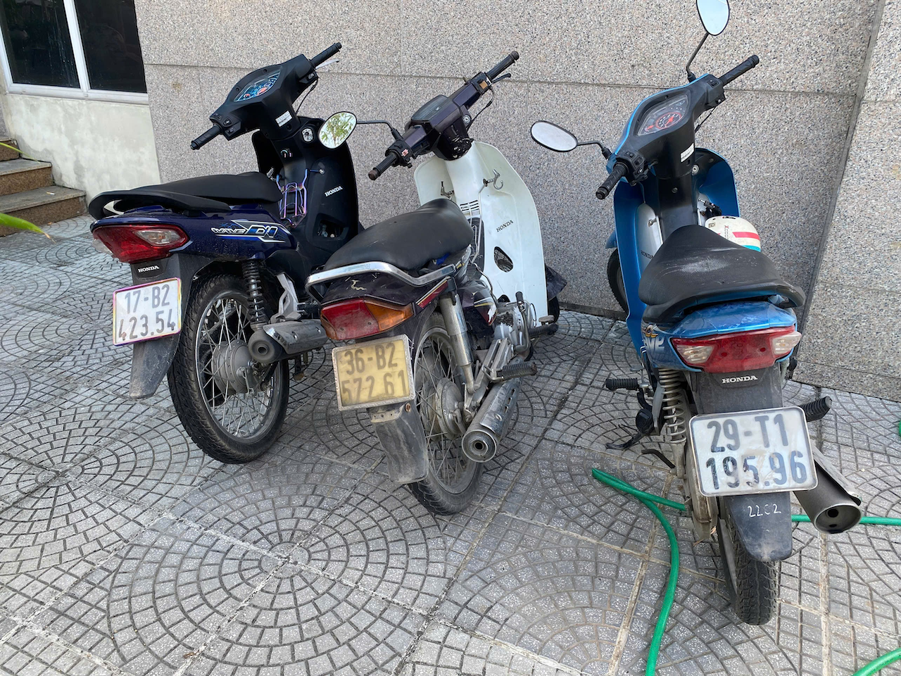 Mua xe máy bị trộm cắp rồi mang lên mạng bán kiếm lời