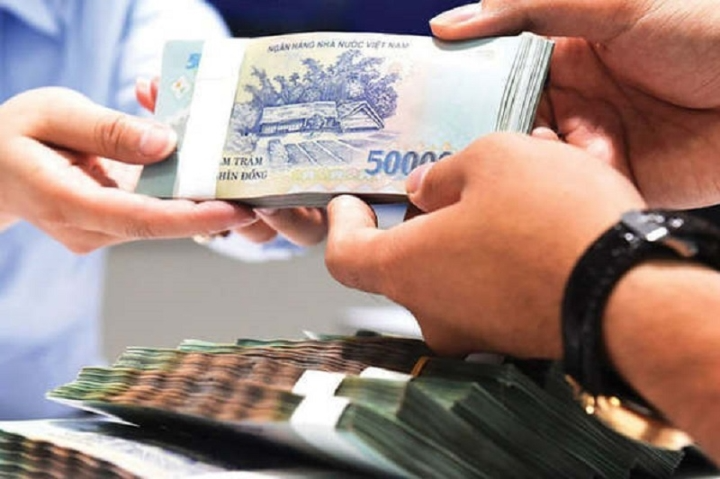 Trường đại học đầu tiên chốt thưởng Tết 2025, lao công nhận bằng mức hiệu trưởng