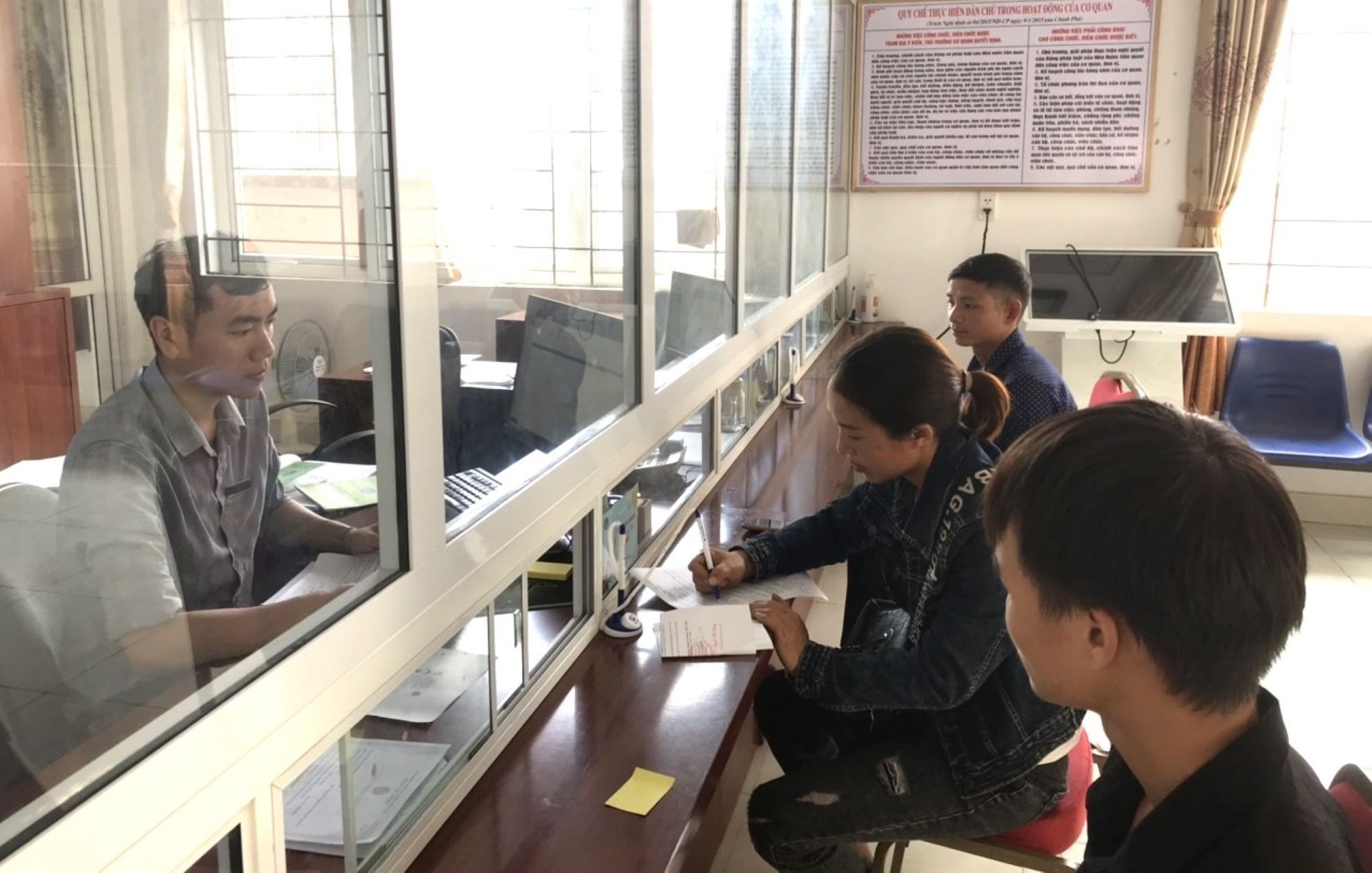 Thủ tục nhận tiền BHXH khi người hưởng lương hưu qua đời