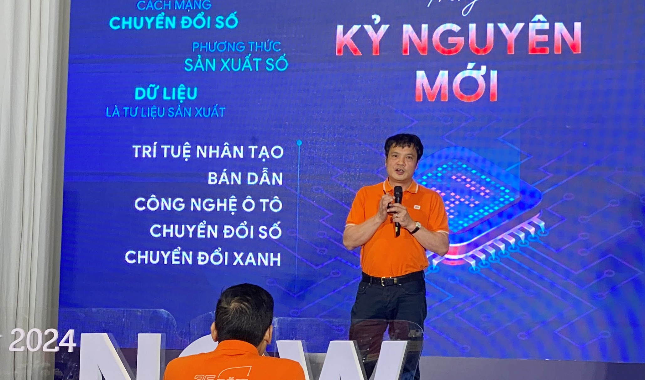 CEO FPT: Chúng tôi có sinh viên Trương Gia Bình, lương 50 triệu đồng/tháng