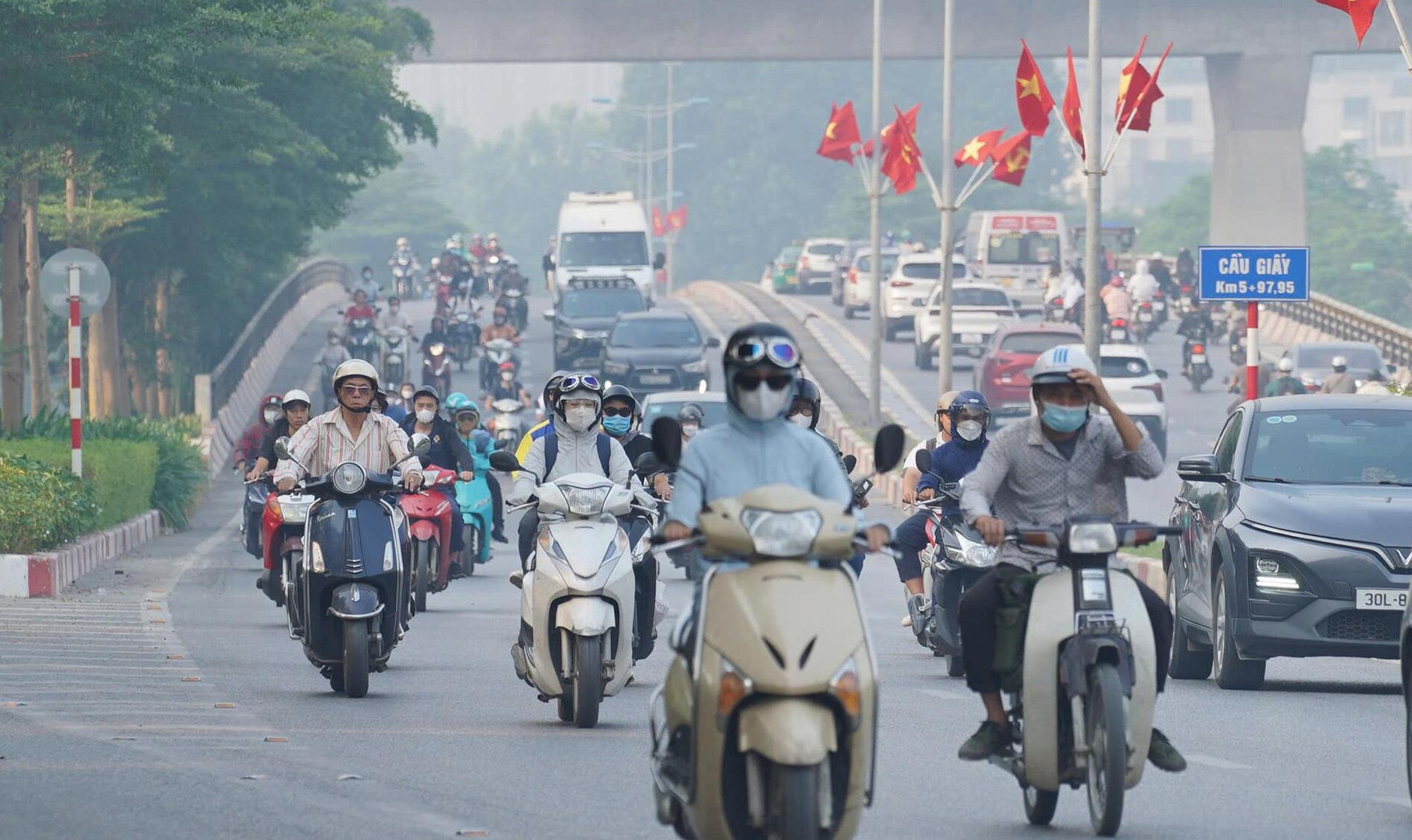 12 quận ở Hà Nội dự kiến hạn chế phương tiện giao thông gây ô nhiễm