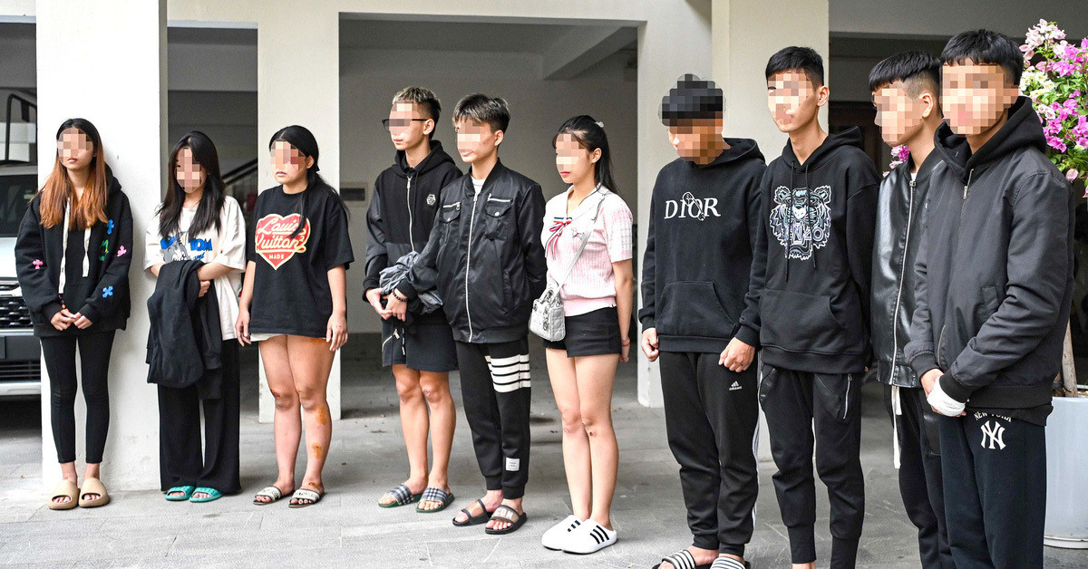 Xét xử nhóm 'quái xế' đua xe, đâm tử vong cô gái dừng chờ đèn đỏ ở Hà Nội