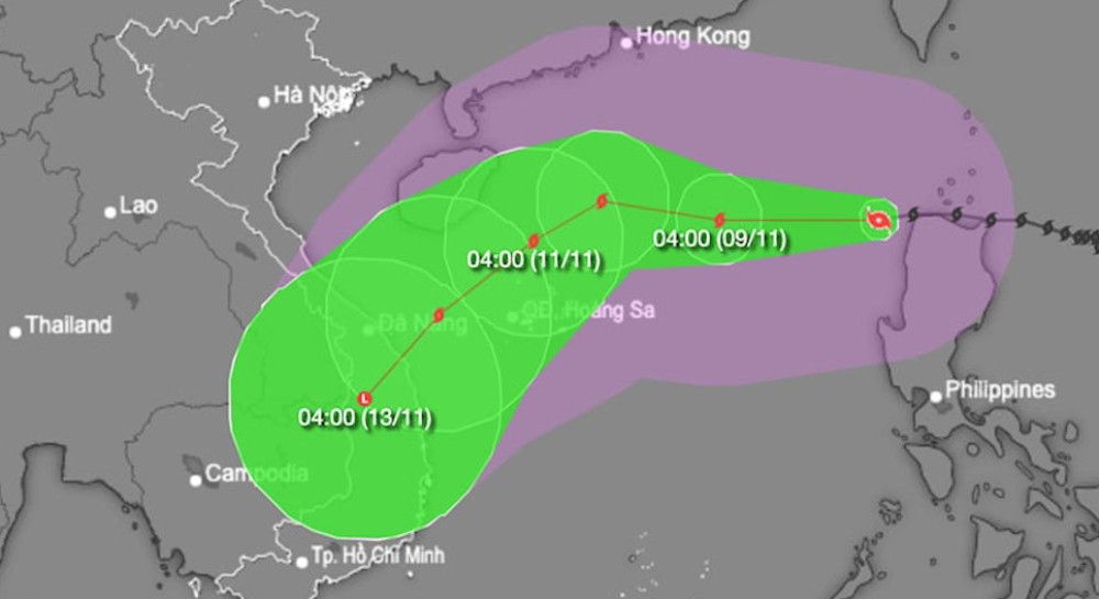 Bão Yinxing giật cấp 17 đi vào Biển Đông, liên tục đổi hướng di chuyển