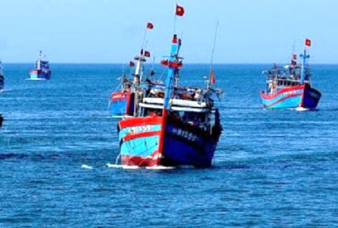 Lái tàu vượt ranh giới đánh bắt trái phép, thuyền trưởng bị phạt 125 triệu đồng