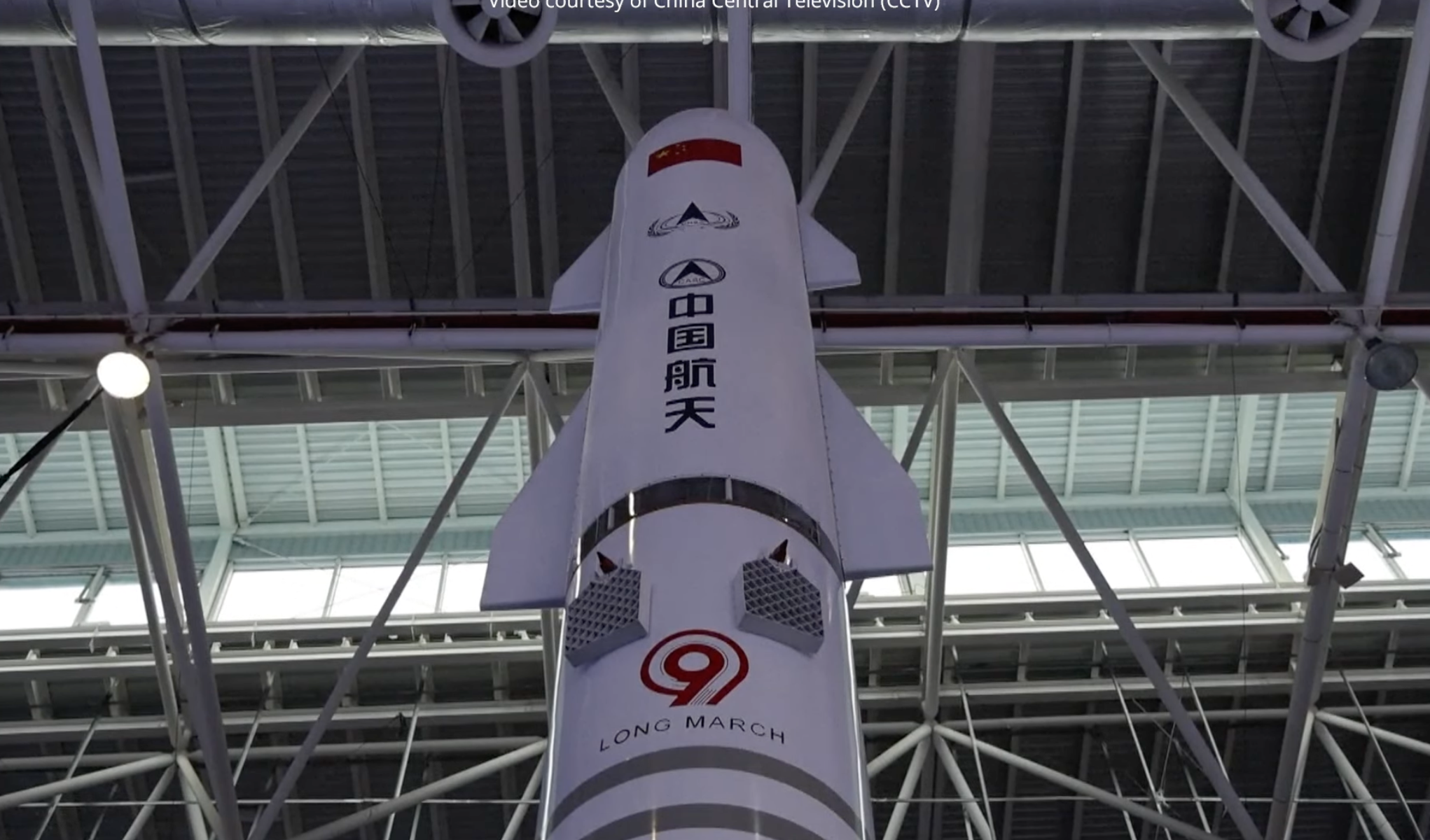 Trung Quốc ra mắt mô hình tên lửa tái sử dụng 'na ná' của SpaceX