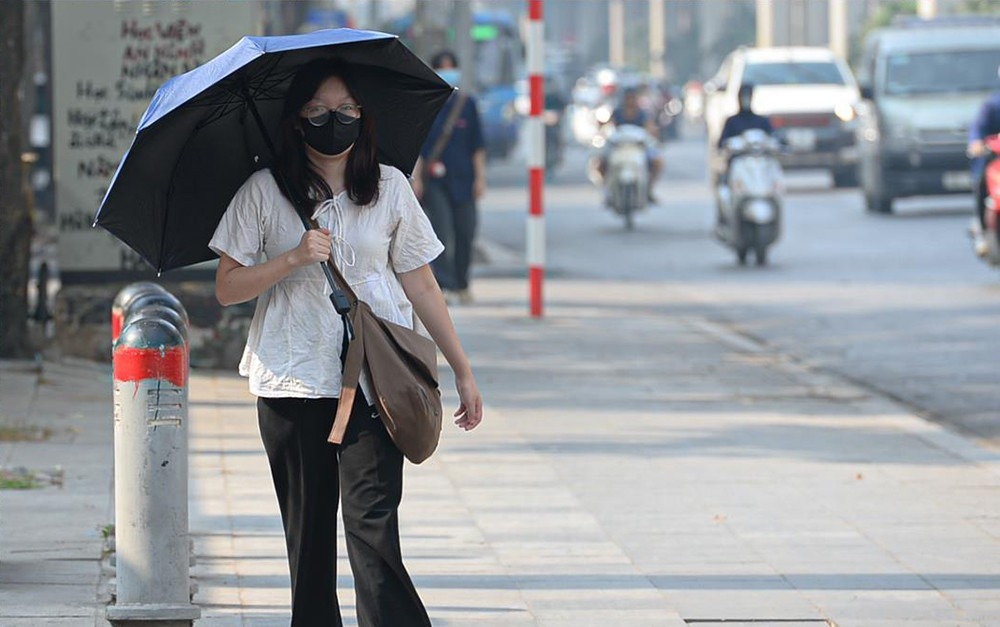 Liên tục đón không khí lạnh, vì sao miền Bắc vẫn nắng nóng 30 độ C?