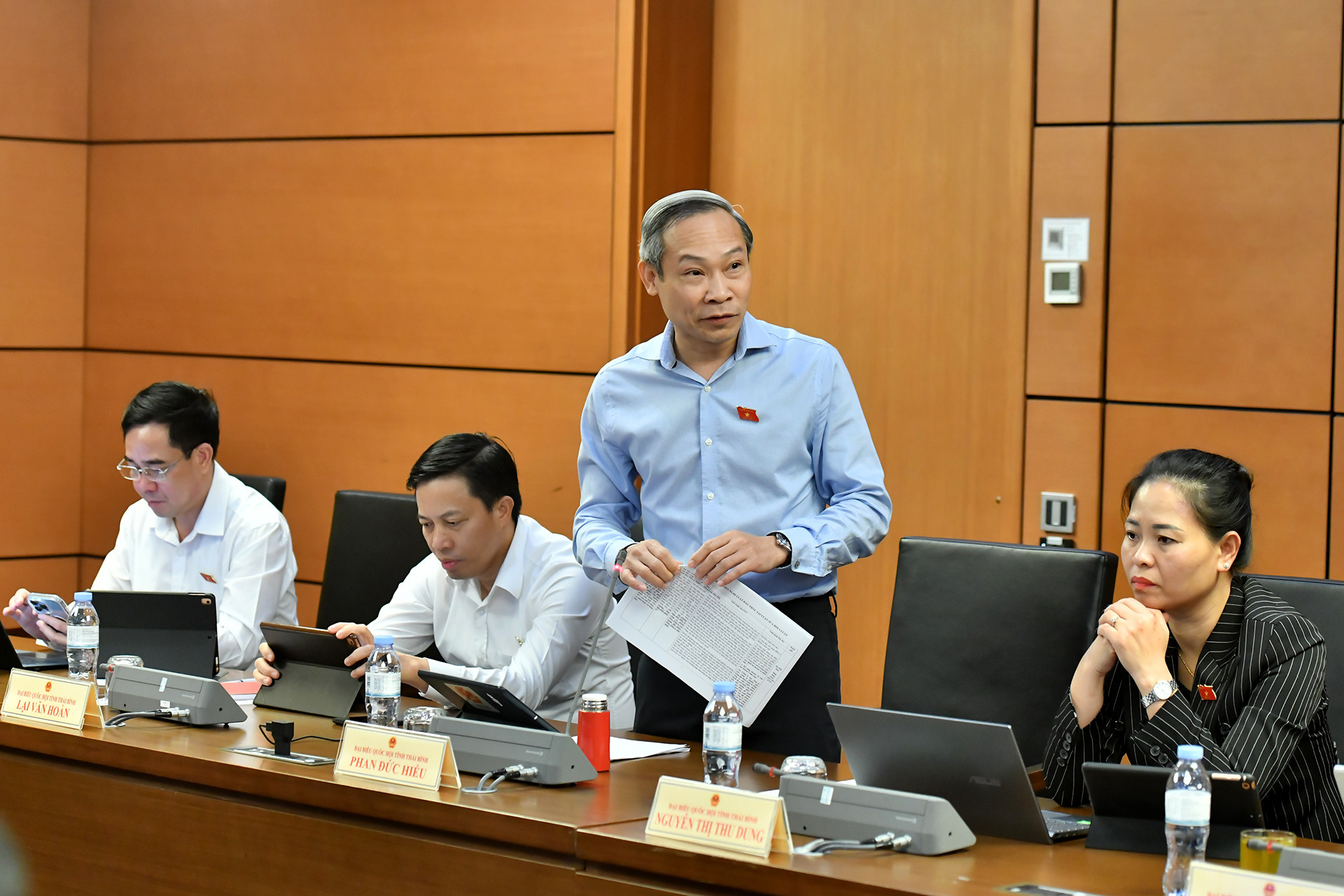 Đại biểu Quốc hội đề xuất lùi thời gian đánh thuế tiêu thụ đặc biệt với bia