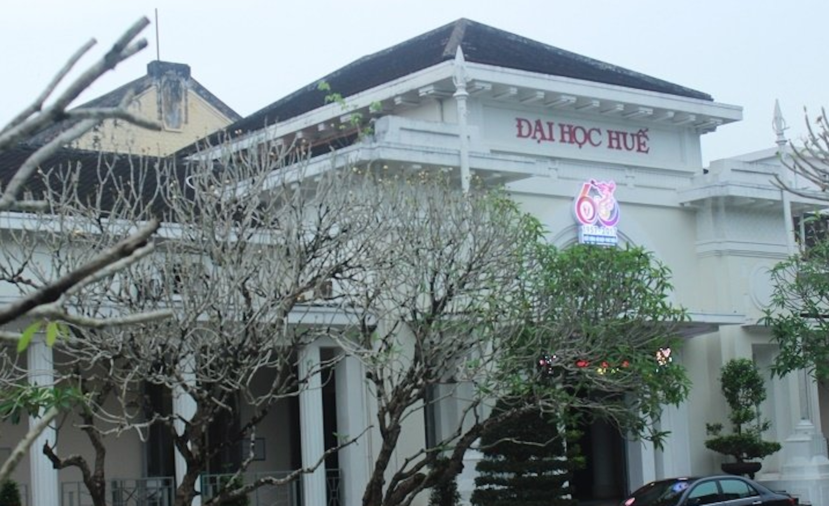 Trưởng phòng nghiên cứu khoa học ở Huế đạo 12 trang luận án tiến sĩ