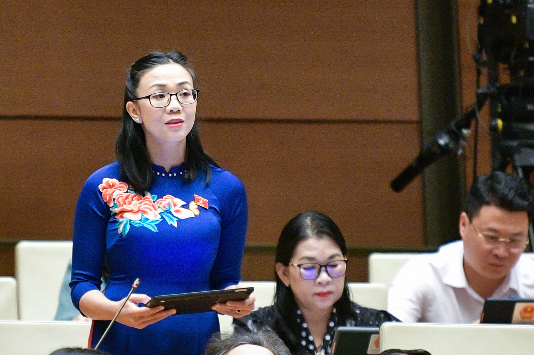 ĐBQH: Trẻ em xem quảng cáo thường xuyên có thể dẫn đến rối loạn tâm lý