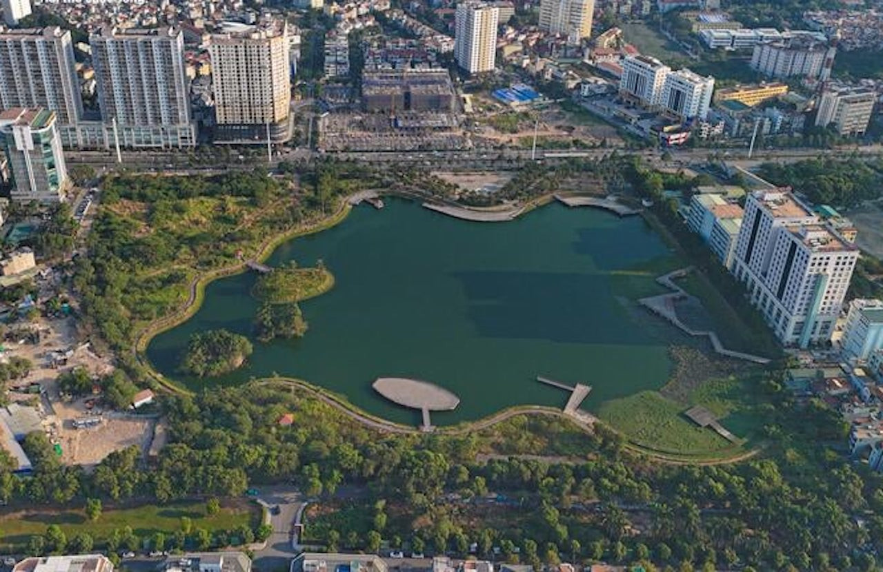 Chủ tịch Hà Nội thúc tiến độ Công viên hồ Phùng Khoang 'đắp chiếu' gần 10 năm