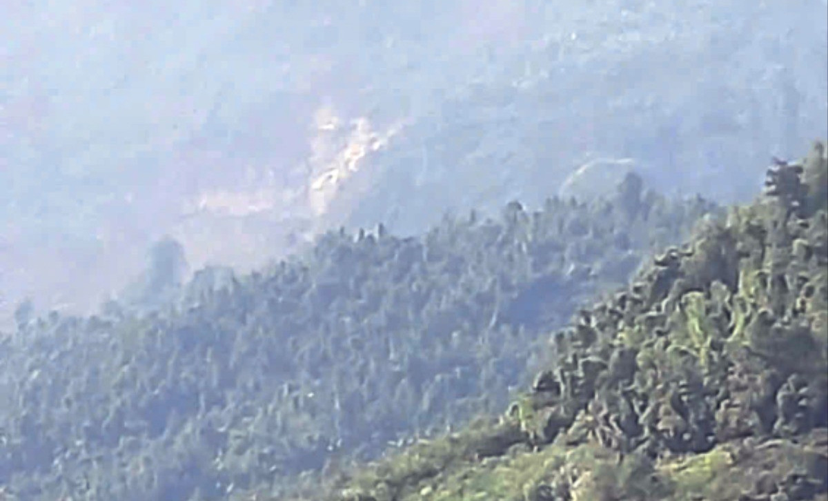 Đang điều tra nguyên nhân vụ nổ trên đỉnh núi ở Làng Nủ