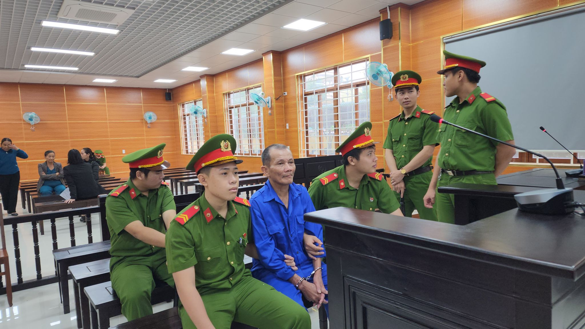 Thảm sát cả gia đình ở Quảng Ngãi, kẻ sát nhân lĩnh án tử hình