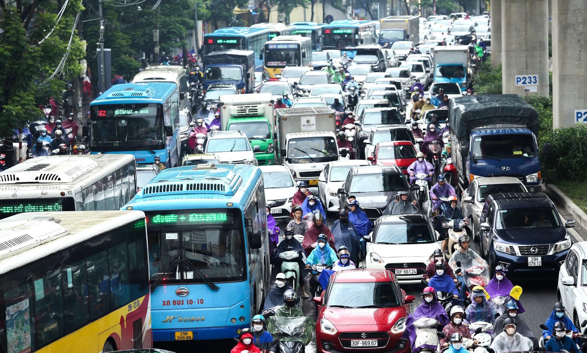 Chất vấn về ô nhiễm môi trường, ùn tắc giao thông ở Hà Nội