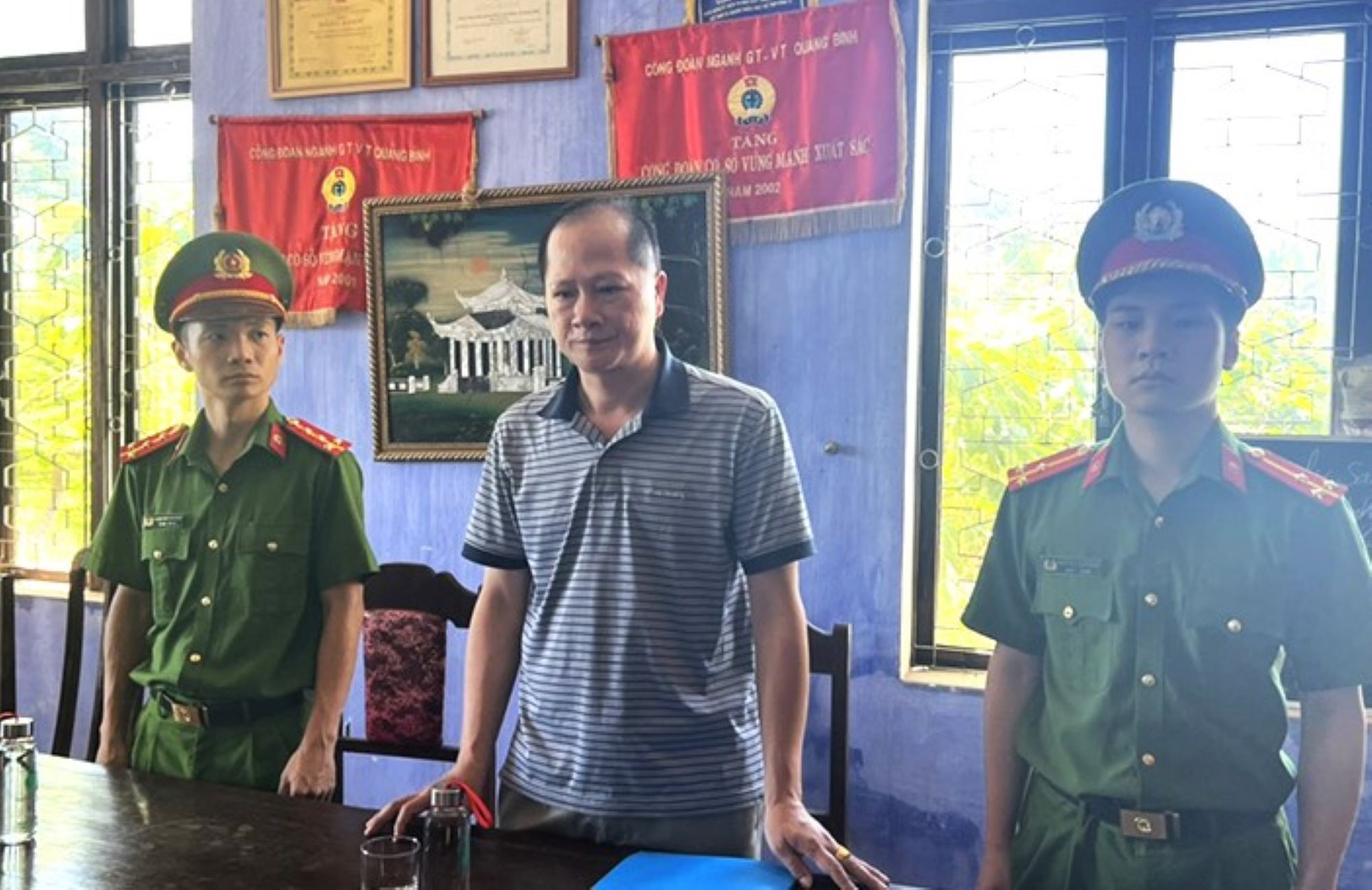 Nhận hối lộ, nguyên Phó Giám đốc Đăng kiểm Quảng Bình bị khai trừ khỏi Đảng