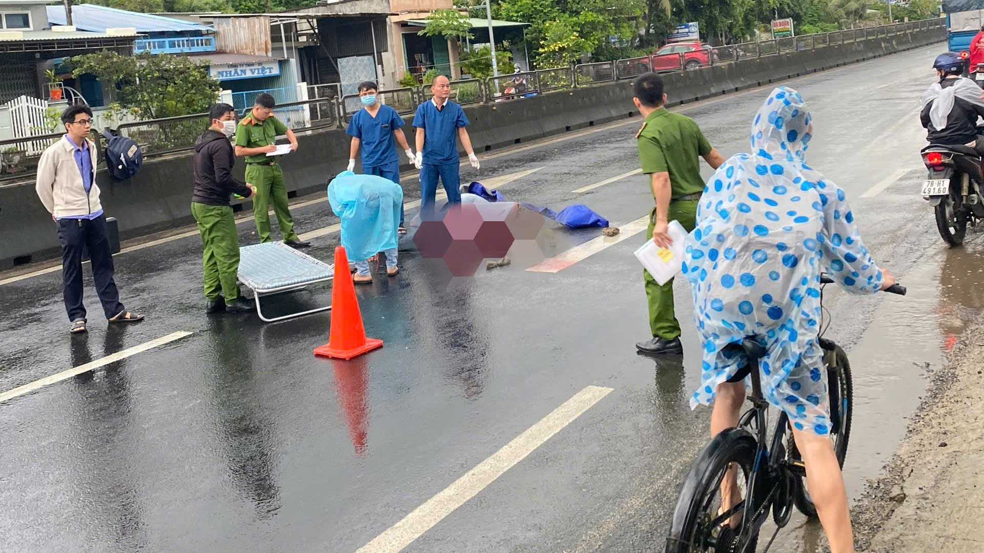 Đã xác định được tài xế tông chết người rồi bỏ trốn ở Phú Yên