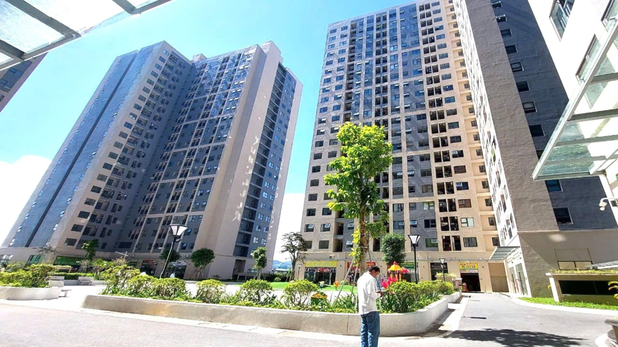 Chủ tịch Đà Nẵng đề nghị cán bộ có ô tô cần trả lại chung cư thuê của Nhà nước