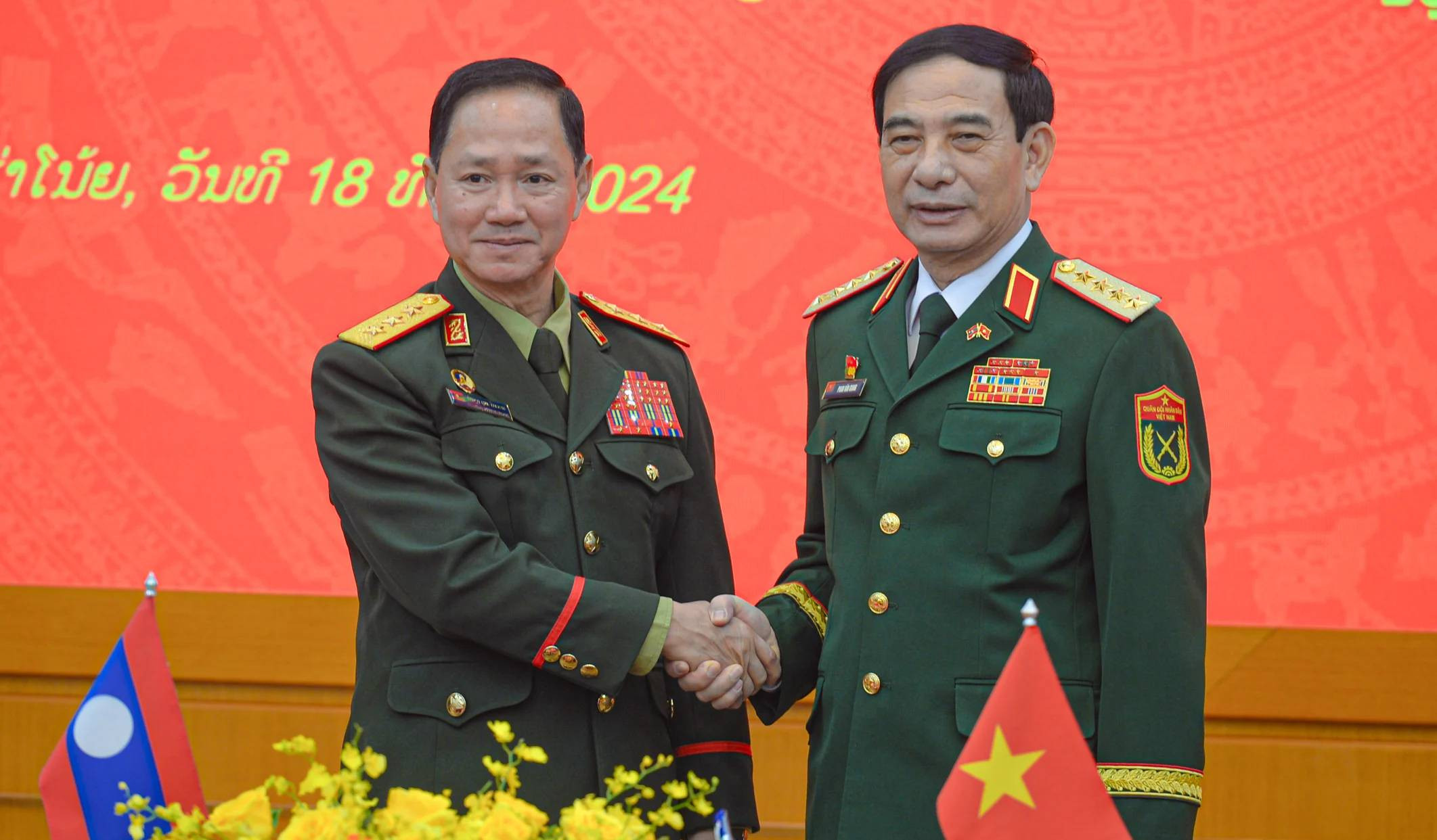 Đại tướng Phan Văn Giang chủ trì lễ đón Bộ trưởng Quốc phòng Lào