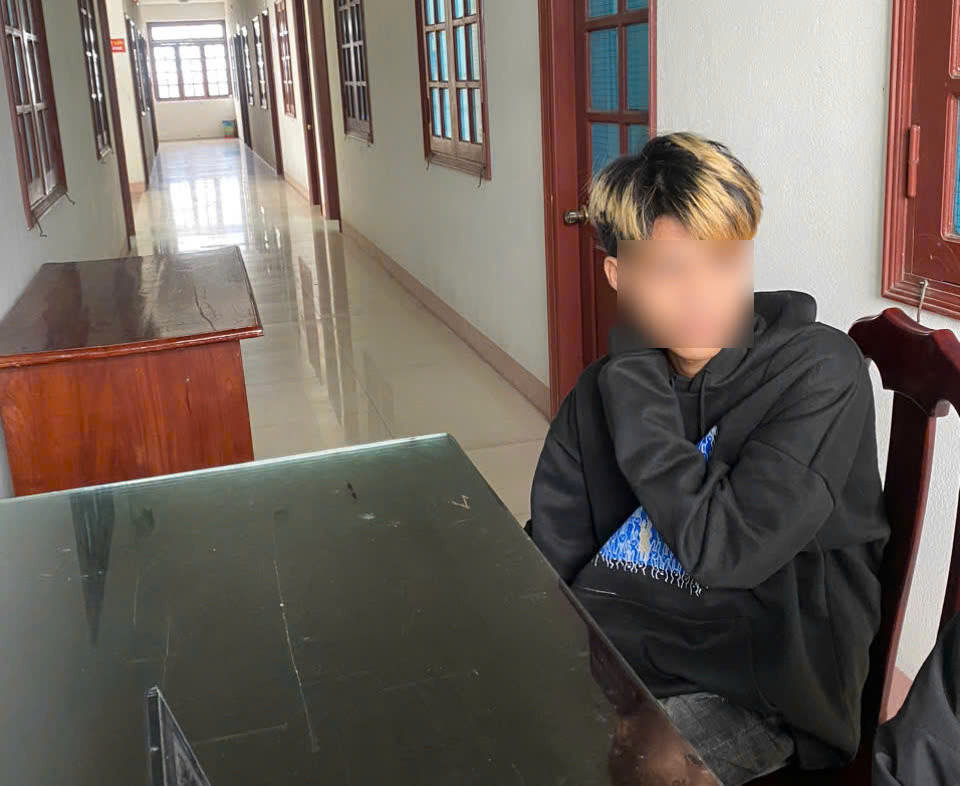 Nam thanh niên quan hệ với bạn gái dưới 16 tuổi rồi phát tán clip trên MXH