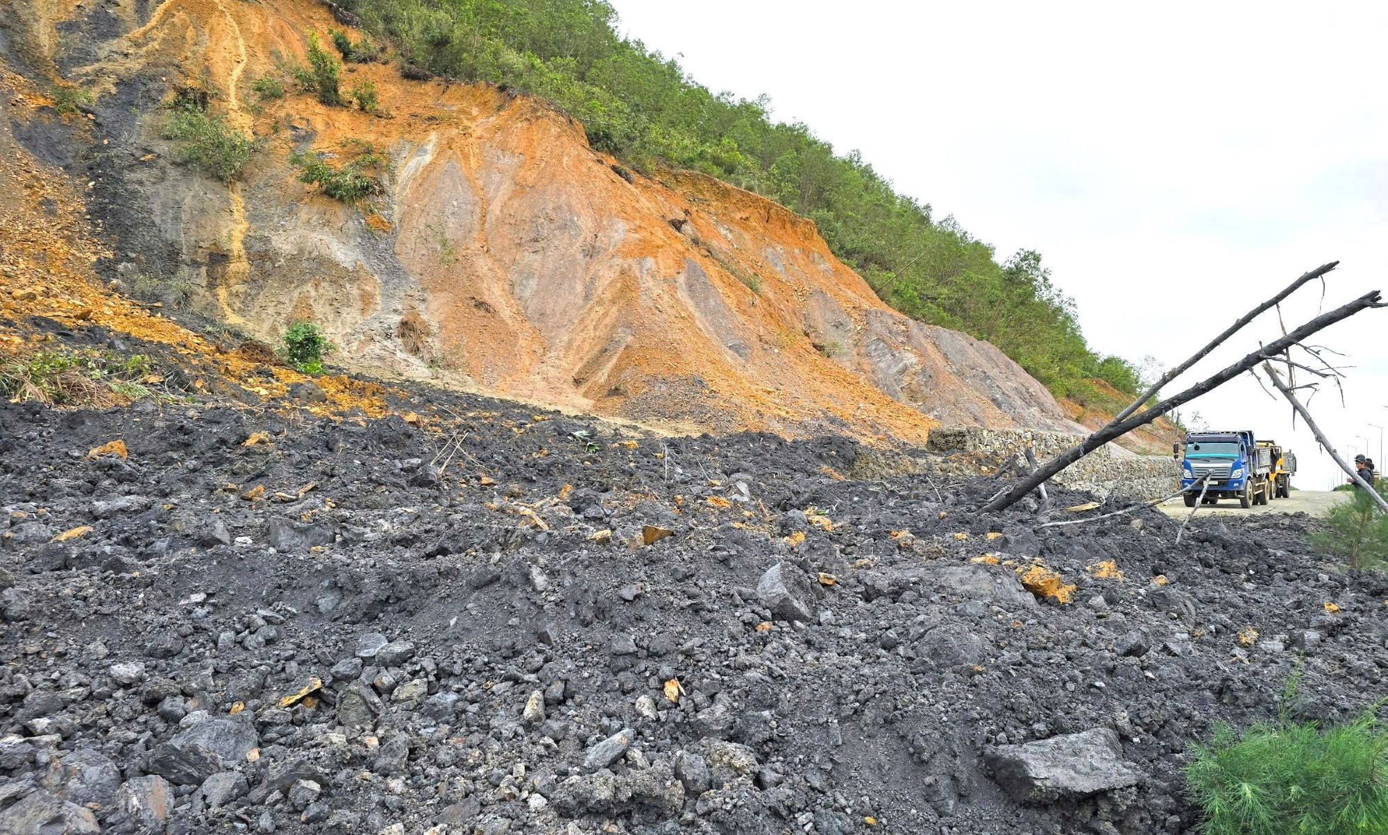 Đà Nẵng lên phương án xử lý đường vành đai 1.500 tỷ liên tục sạt lở