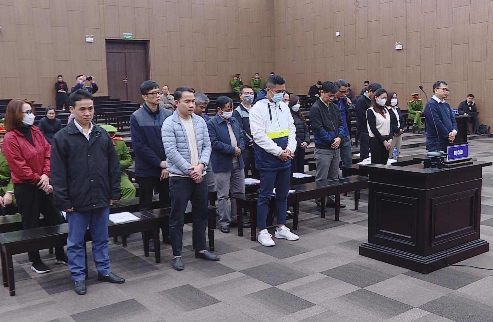 Cựu Phó phòng Vận tải hàng không hưởng lợi gần 20 tỷ đồng từ chuyến bay giải cứu