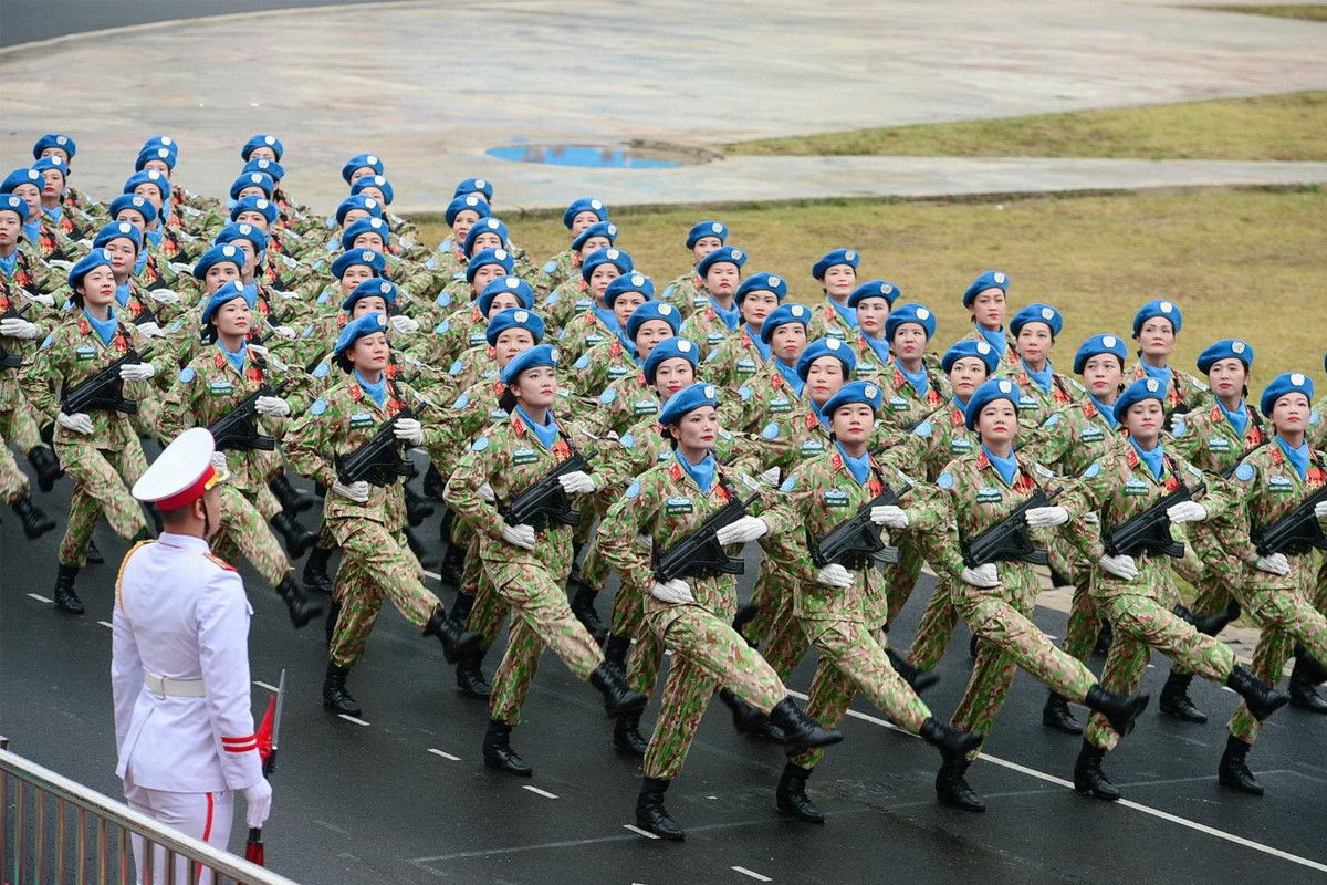 Chính sách dành cho công an, quân đội nghỉ hưu trước tuổi khi tinh gọn bộ máy