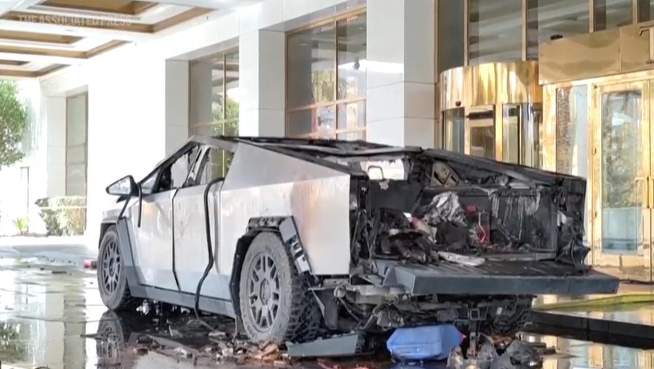 Nghi phạm vụ nổ xe Tesla từng phục vụ ở Ukraine, Afghanistan