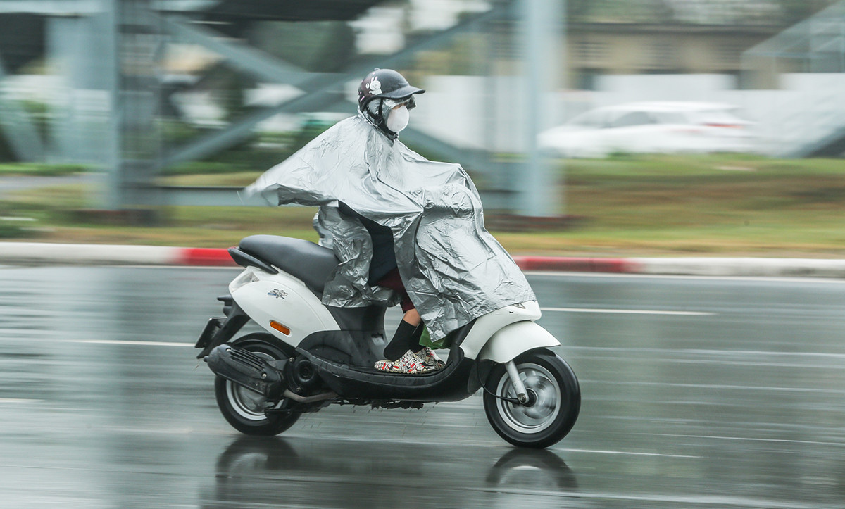 Hà Nội sắp đón mưa, kết thúc chuỗi ngày hanh khô và dự báo thời tiết 10 ngày tới