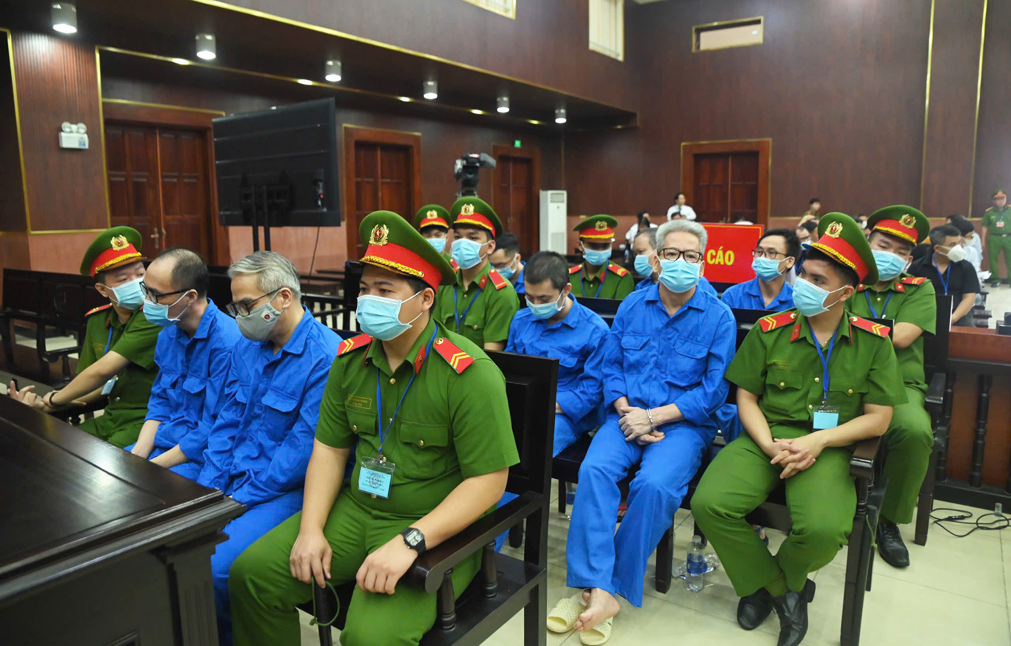 Xét xử phúc thẩm đại án Đăng kiểm