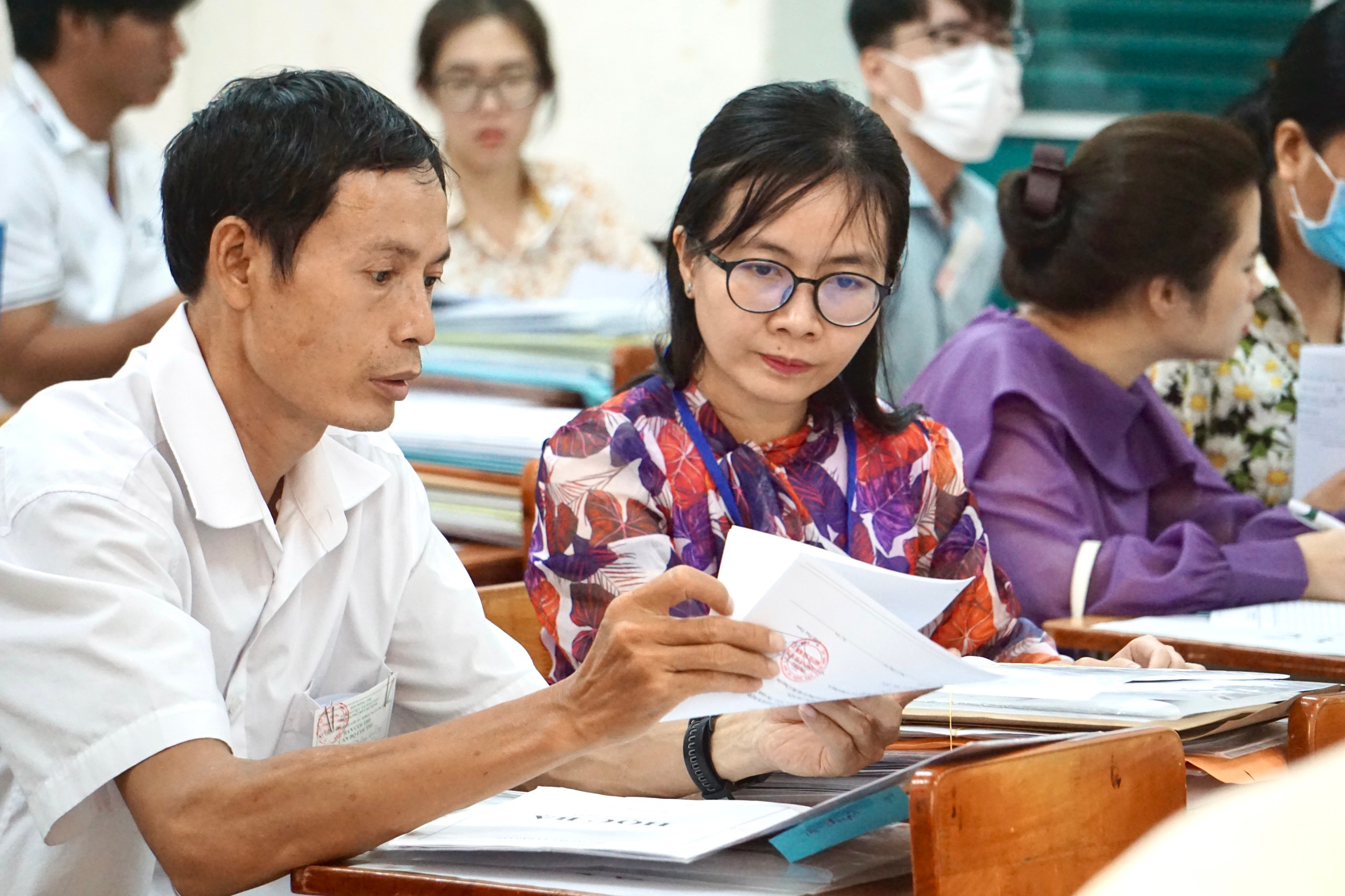 Hàng nghìn giáo viên Hà Nội lo mất thưởng Tết Nguyên đán 2025