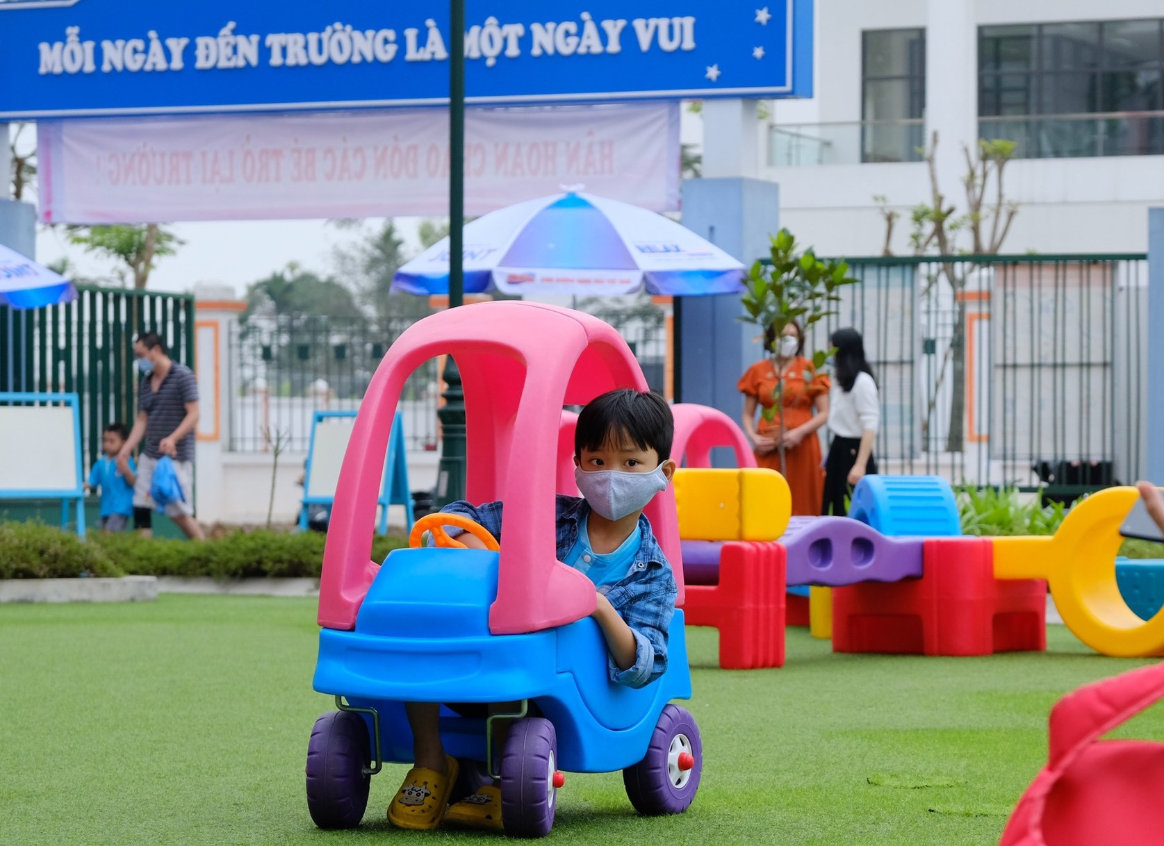 Đề xuất cho học sinh nghỉ nếu ô nhiễm không khí ở mức nguy hại liên tiếp 3 ngày