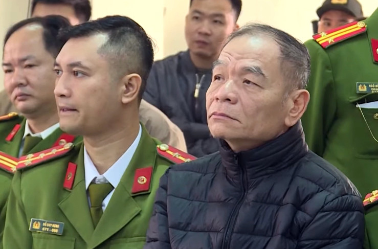 Bị cáo Lê Thanh Vân khai doanh nghiệp 'dúi' phong bì để cảm ơn