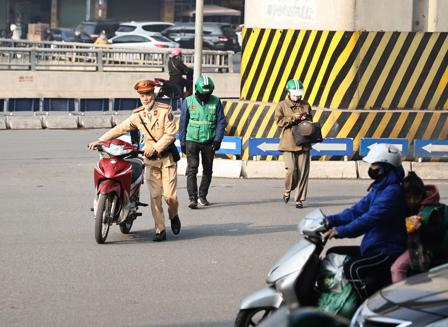 Chậm nộp tiền phạt vi phạm giao thông sẽ bị tính lãi 0,05%/ngày