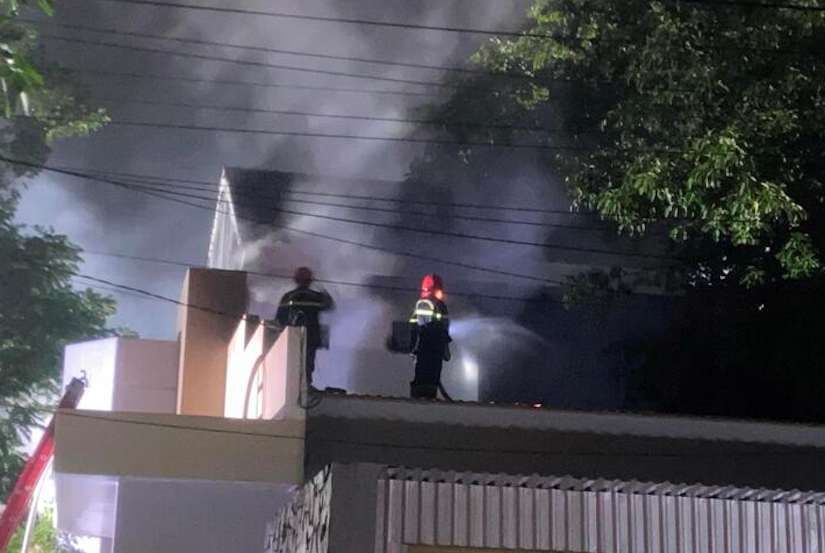 Có phải trả phí chữa cháy? 