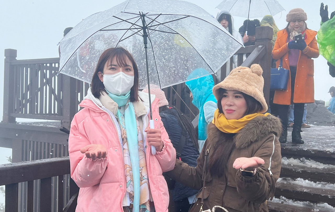 Dự báo thời tiết Tết Nguyên đán: Bắc Bộ rét đậm kèm mưa phùn, Nam Bộ trời nắng