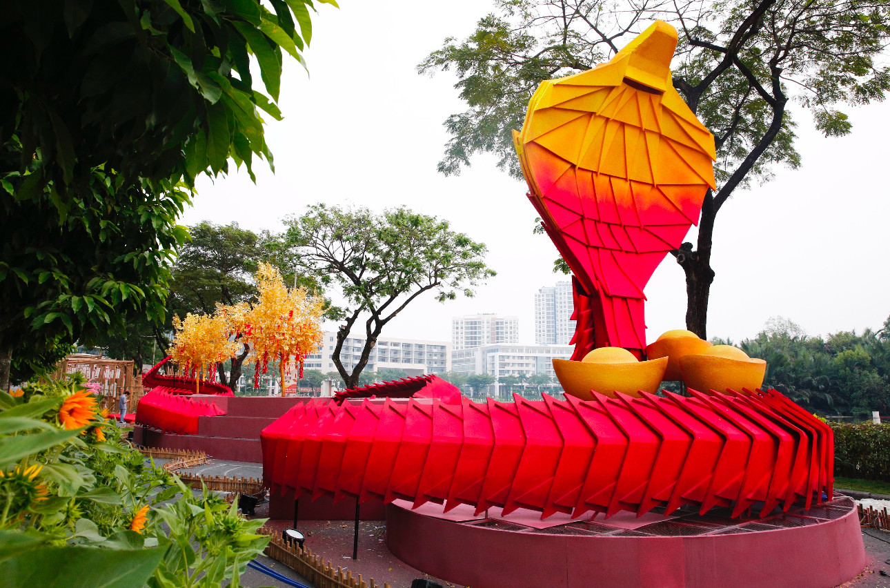 Khai mạc hội hoa xuân Phú Mỹ Hưng Tết Ất Tỵ 2025