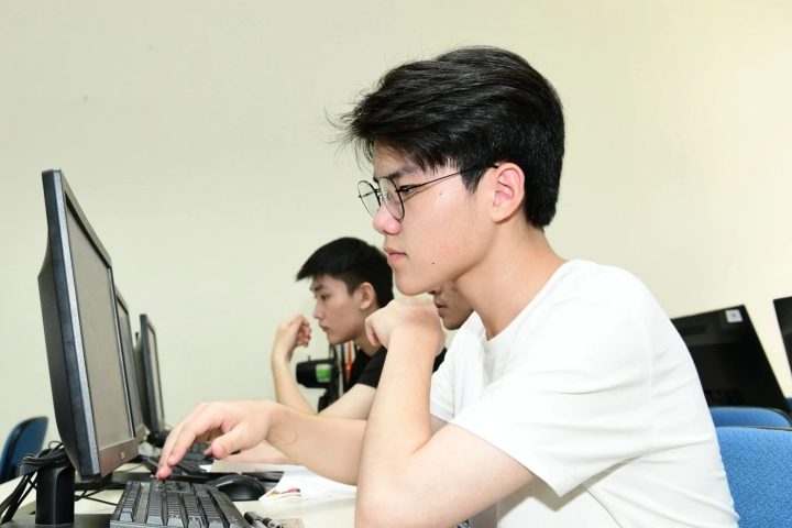 Thí sinh quê Bắc Ninh phá kỷ lục điểm thi đánh giá tư duy Đại học Bách khoa