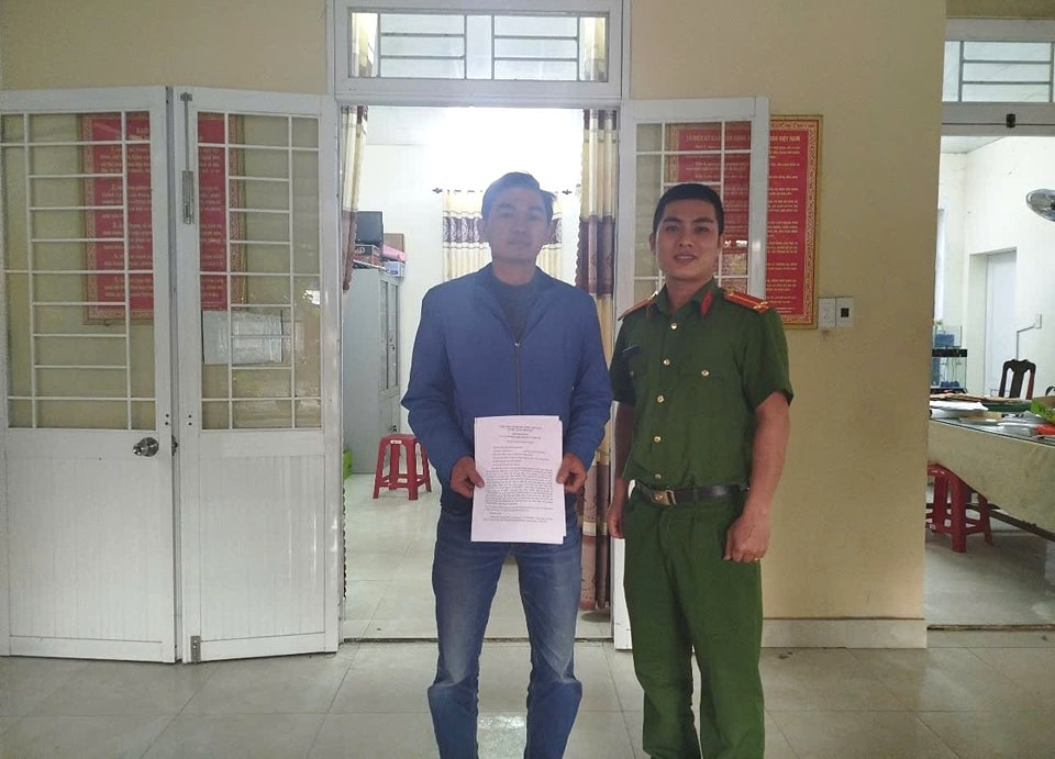 Công an Quảng Ngãi giúp người dân ở Bắc Giang nhận lại gần 340 triệu chuyển nhầm