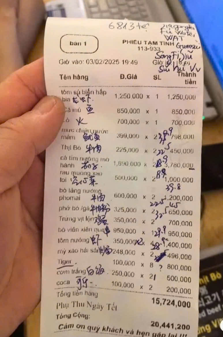 Xác minh quán ăn ở Nha Trang bán cơm trắng 250.000, rau muống xào 500.000 đồng