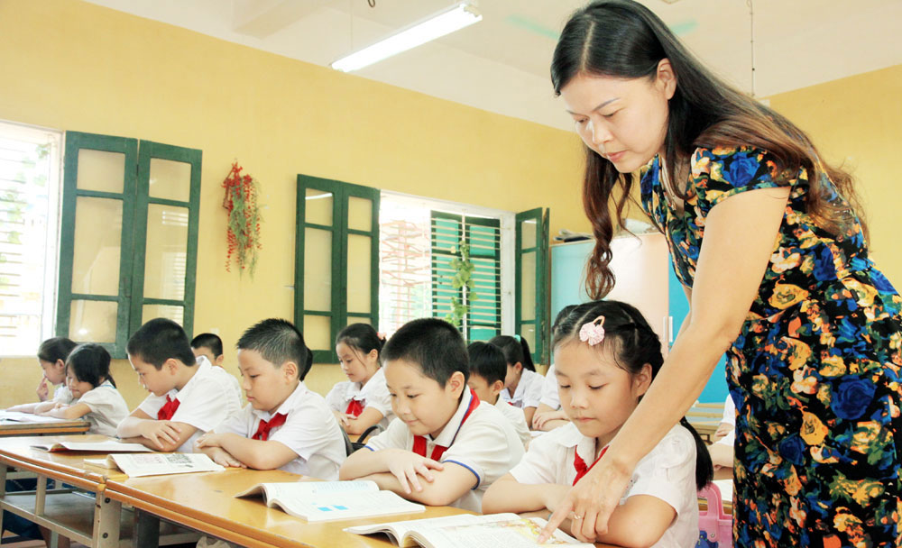 Hơn 4.000 giáo viên Hà Nội kiến nghị sửa quy định thu nhập tăng thêm