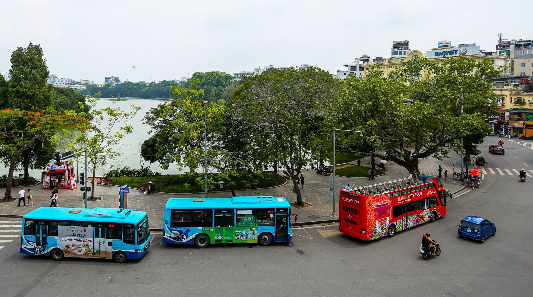 Hà Nội thí điểm hạn chế ô tô trên 16 chỗ vào phố cổ, hồ Hoàn Kiếm