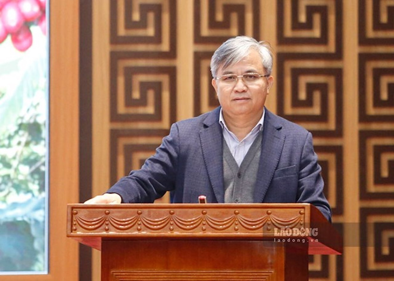 Phó Chủ tịch UBND tỉnh Điện Biên Lò Văn Tiến xin thôi việc