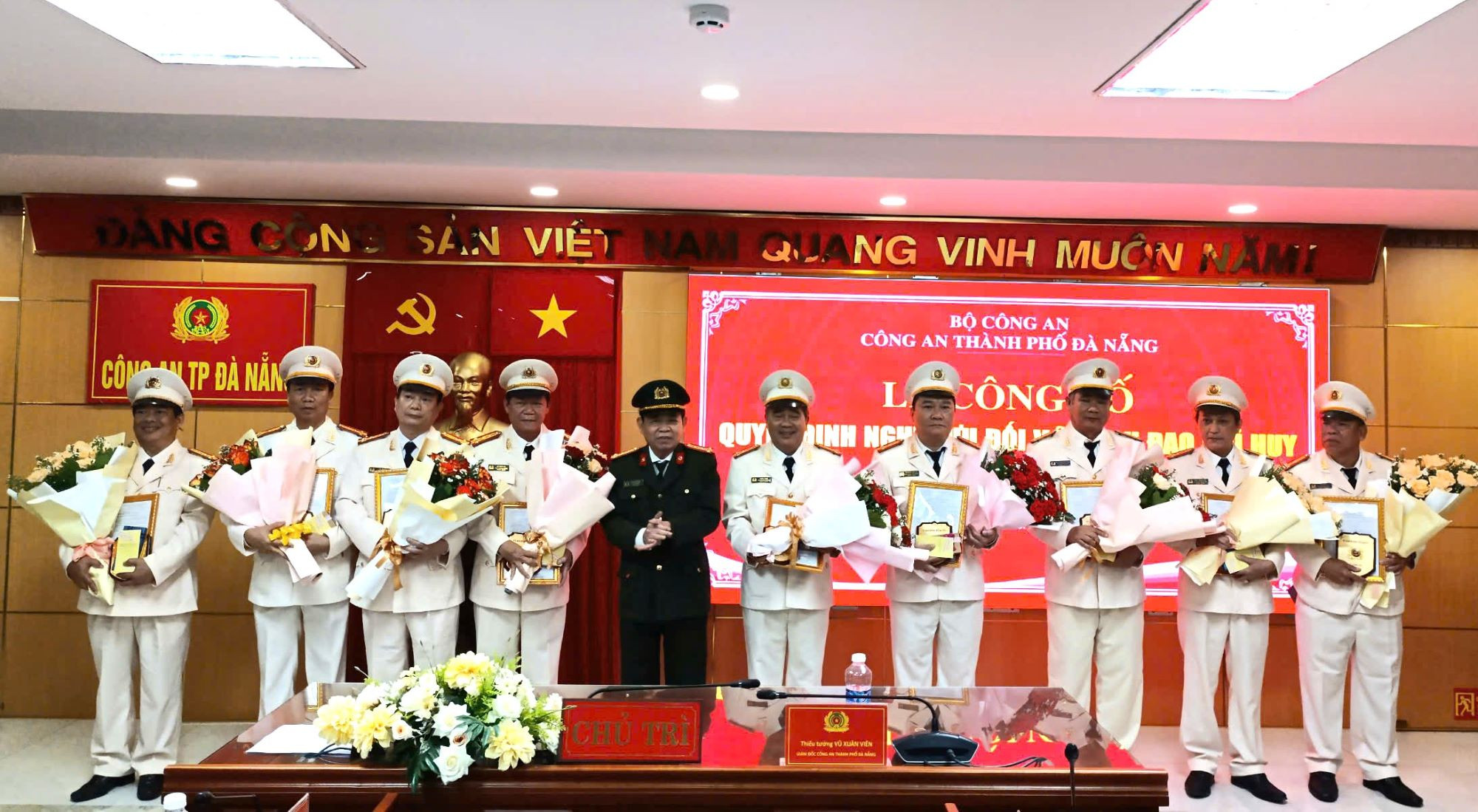 15 lãnh đạo cấp phòng của Công an TP Đà Nẵng xin nghỉ hưu trước tuổi