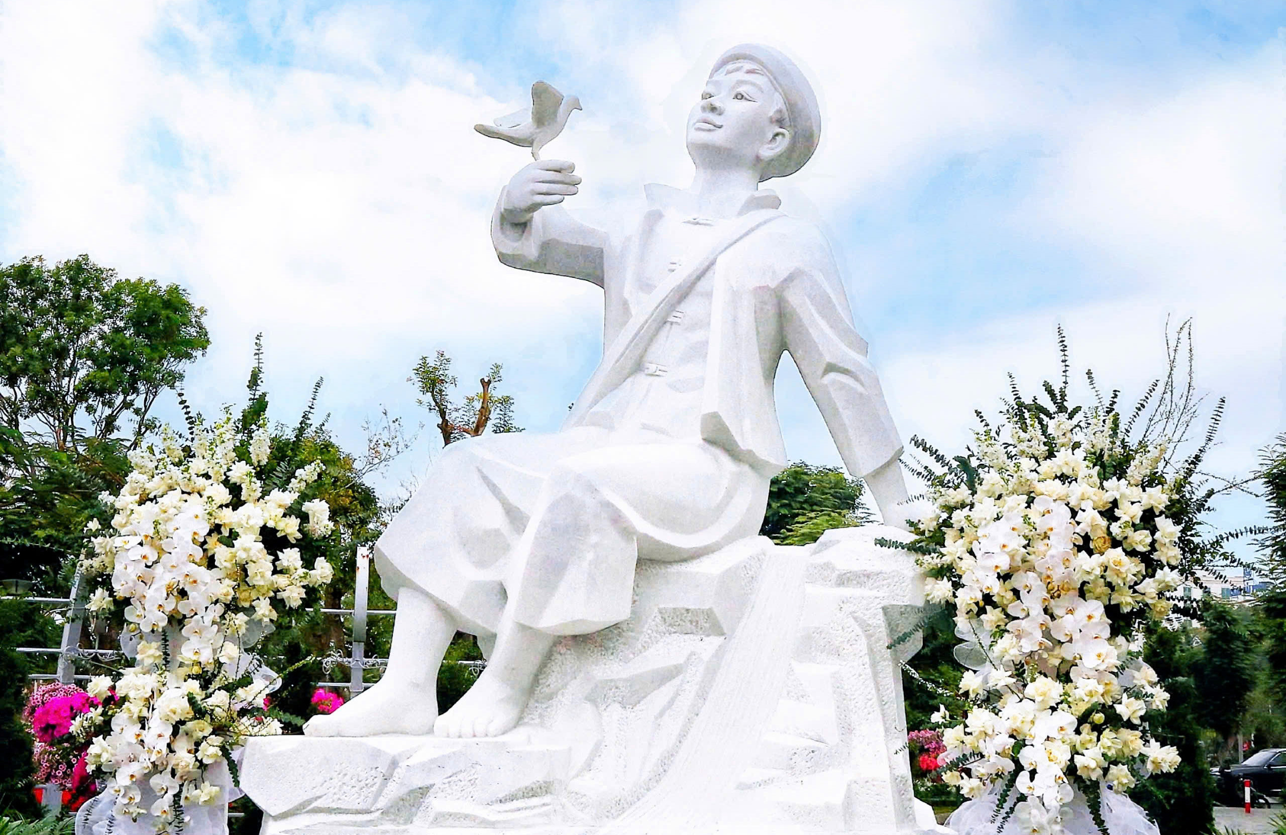 Hải Phòng: Khánh thành tượng đài Anh hùng liệt sỹ Kim Đồng