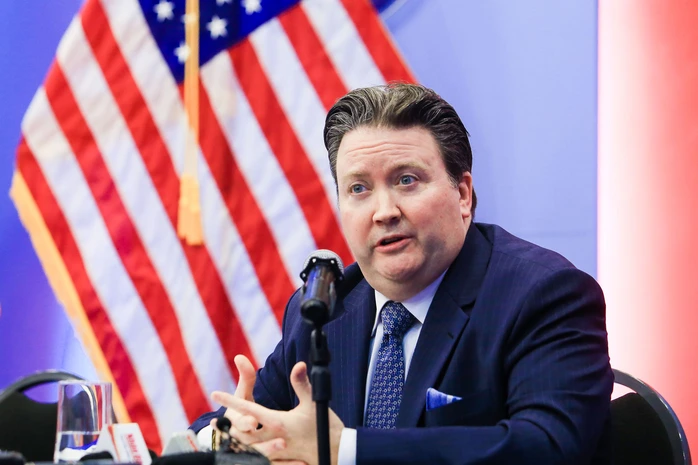 Đại sứ Mỹ tại Việt Nam khuyến cáo người Việt không vượt biên vào Mỹ