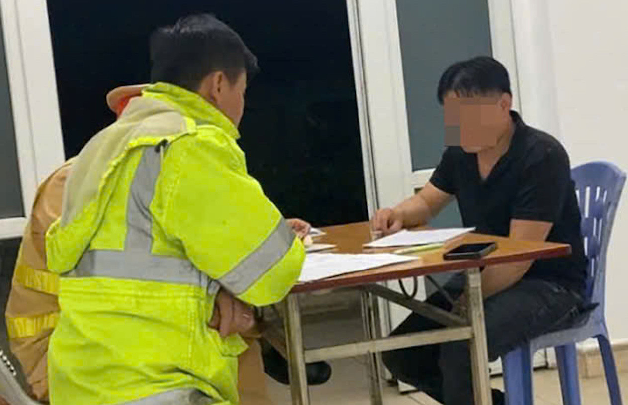 Phạt 35 triệu đồng tài xế xe khách liều lĩnh đi ngược chiều cao tốc trong đêm