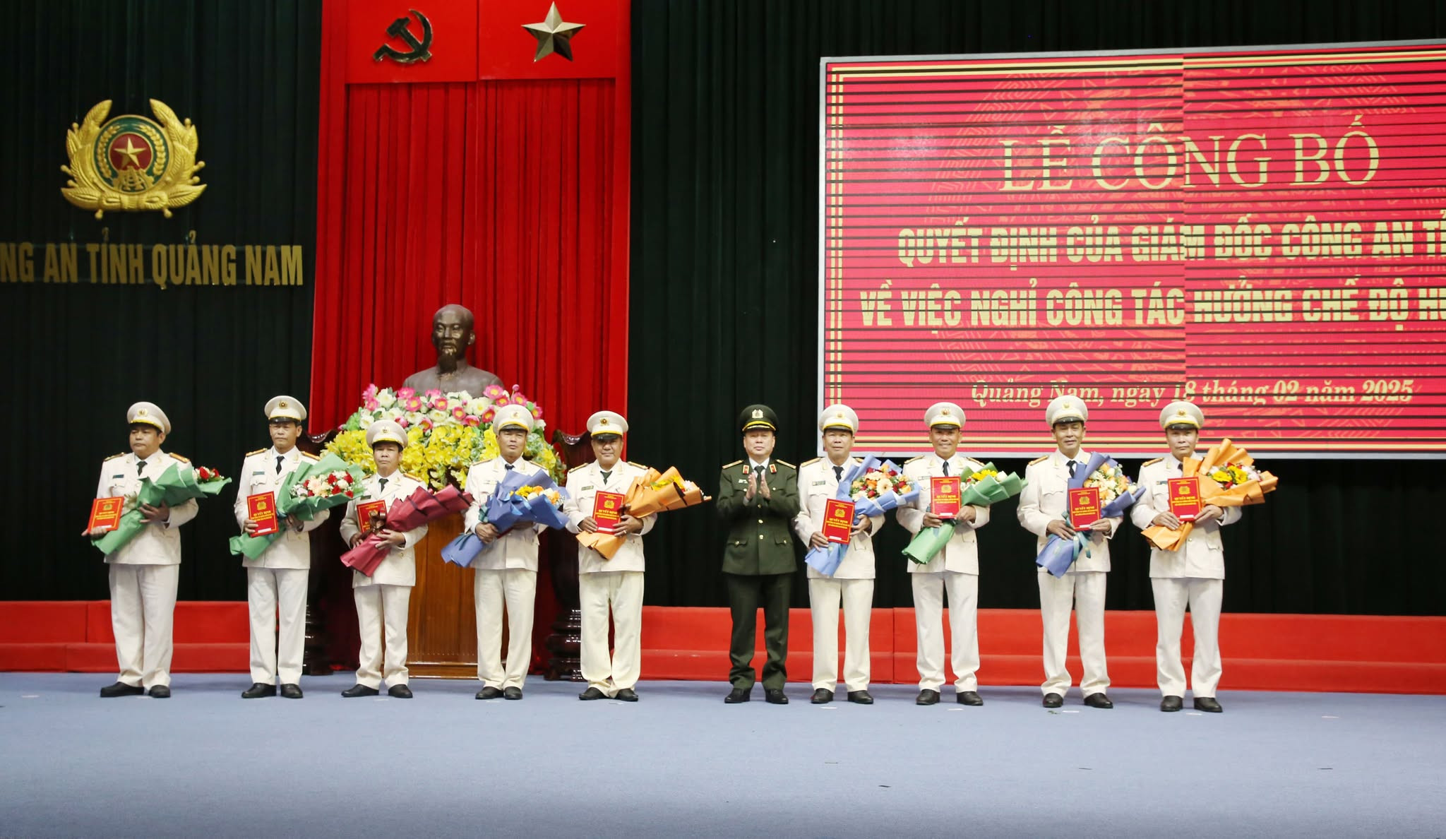 9 đại tá công an ở Quảng Nam xin nghỉ hưu trước tuổi