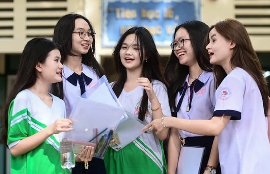 Hơn 70 trường đại học công bố xét tuyển học bạ 2025