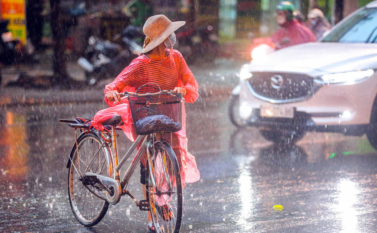 Miền Trung sắp hứng mưa lớn