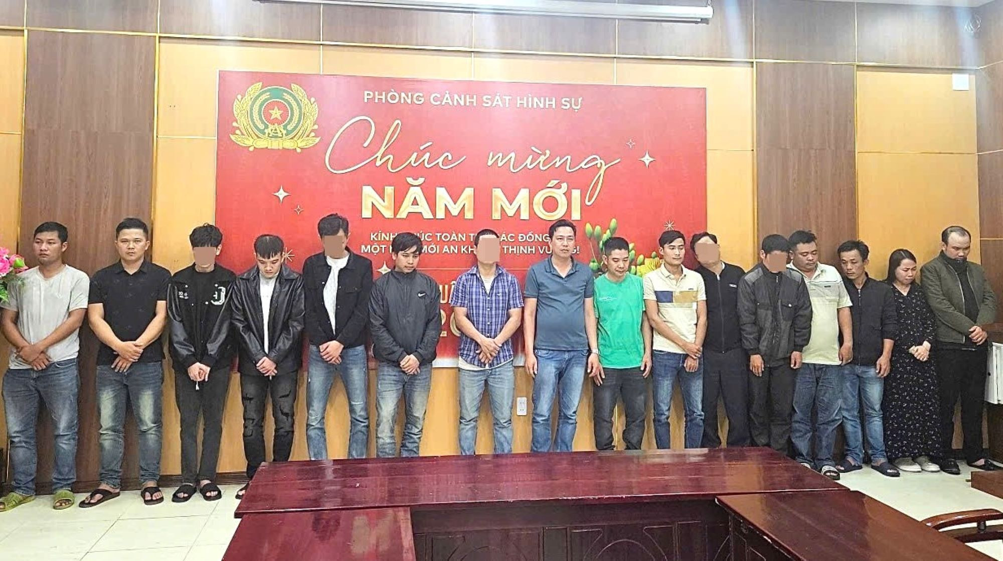 Phá đường dây đánh bạc xuyên quốc gia hơn 100 tỷ đồng